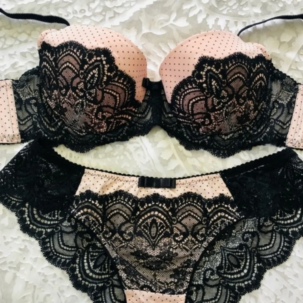 Kleo ✨️ Elegant Lace Lingerie Set in Pink and Black